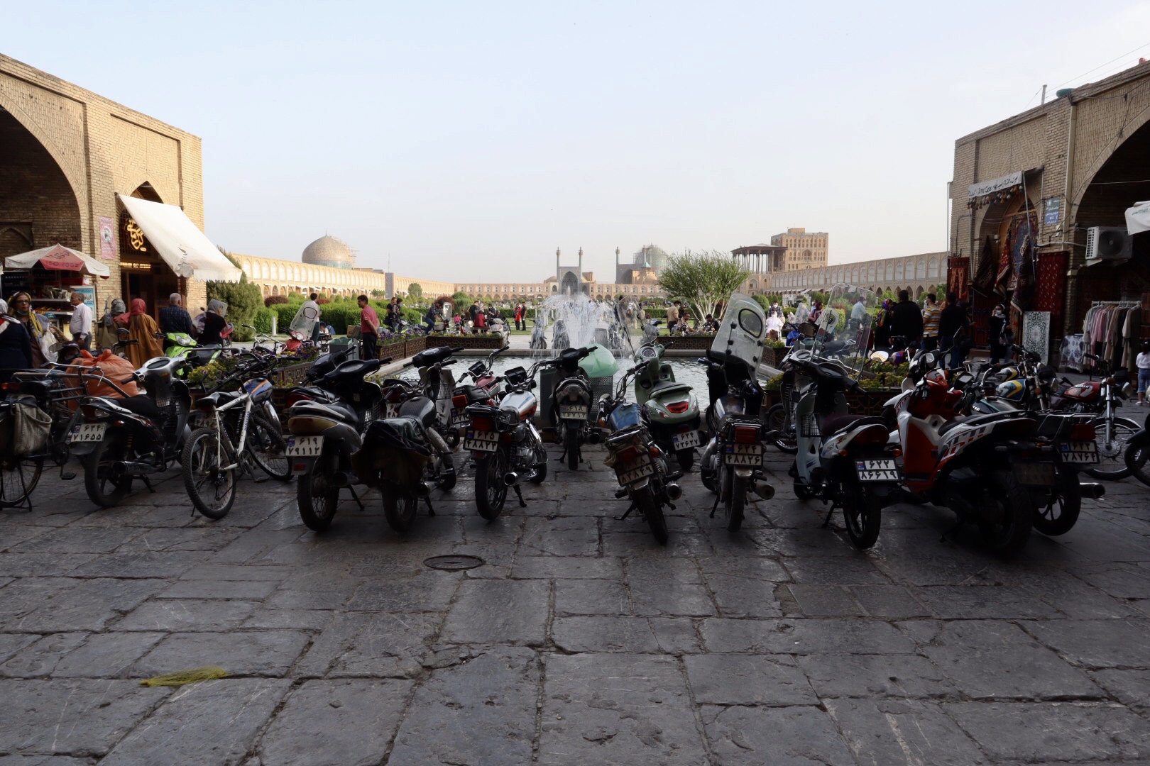 To Isfahan and into the desert