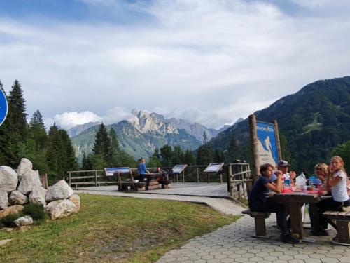 Aussicht bei der Abfahrt auf den Triglav Nationalpark