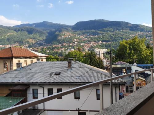 Balkonaussichten über Sarajevo.