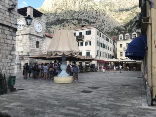 Kotor tourists