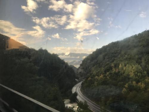 Train to Mostar 